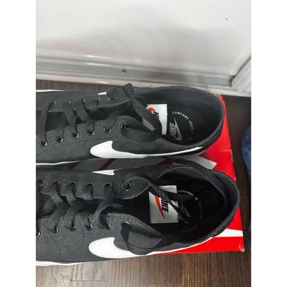 Nike Charge Sneaker - Men's - Picture 7 of 10